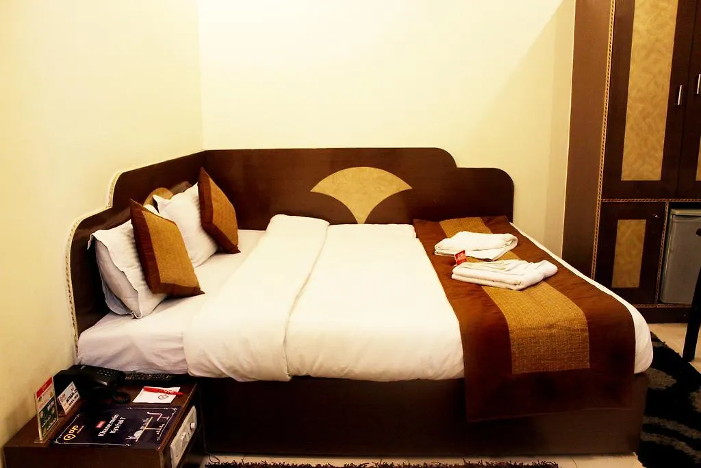 Oyo 528 Hotel Neptune Residency Delhi